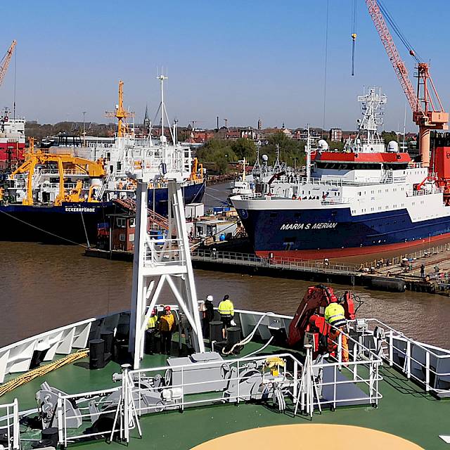 Das Forschungsschiff Sonne in Emden