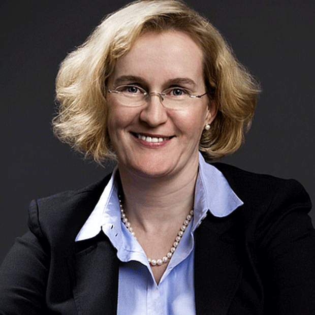 Porträt Prof. Dr. Stefanie Heiden