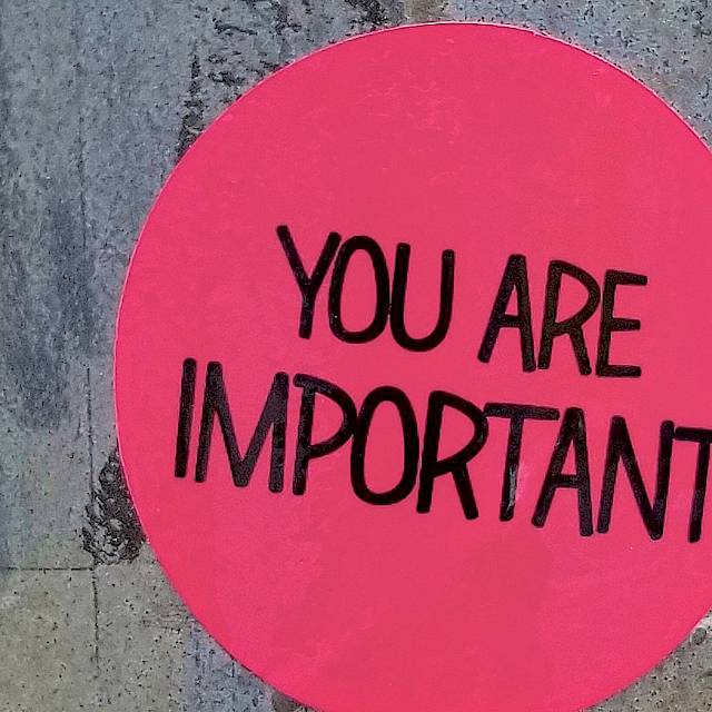 Aufkleber "YOU ARE IMPORTANT"