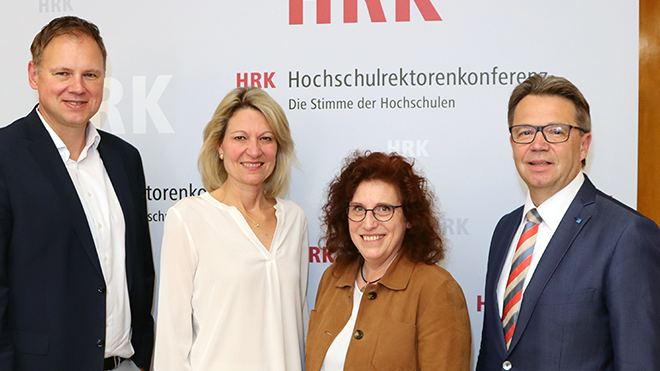 Gruppenbild der HRK