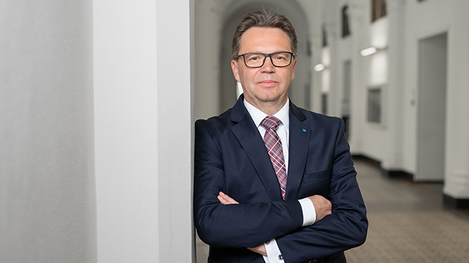 Portrait von Prof. Dr. Volker Epping